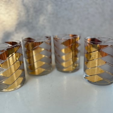 Vintage MCM gold white frosted Chevron style rock glasses tumblers set 4 holds 10 oz 