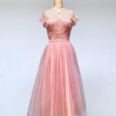 Vintage 1950s Pink Lace and Tulle Cupcake Dress, Full Skirt Ballroom Formal Party Prom, Glinda Costume, Pretty in Pink, Small 34