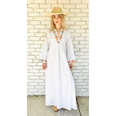 Southwestern Hand Embroidered Dress // vintage sun 70s boho hippie cotton hippy off white southwest // O/S 