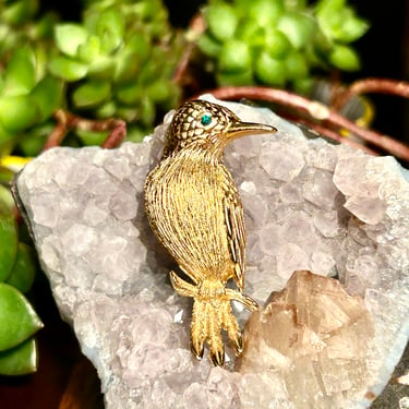 Vintage Hummingbird Brooch Gold Tone Green Rhinestone Eye Bird Pin Retro Jewelry 