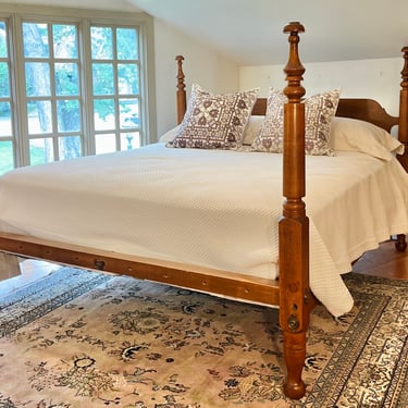 Empire Field Bed in Maple, Original Posts ~ Circa 1830, Resized to King&lt;/p#x3E; SKU: CF071624&lt;p#x3E; &lt;/p#x3E;&lt;p#x3E;