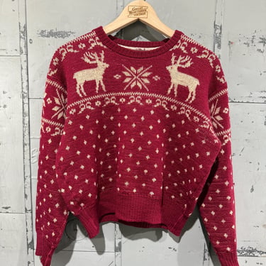 Vintage 1950s Wool Picture Knit Sweater Snowflakes and Reindeer ski sweater 