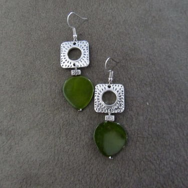 Mid century modern green mother of pearl and silver earrings 