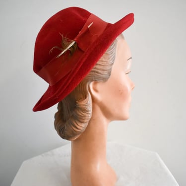 1940s Red Wool Felt Hat 