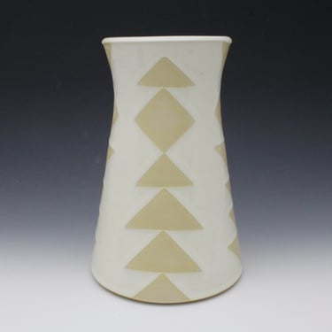 Vase - White and Beige Triangle Pattern 