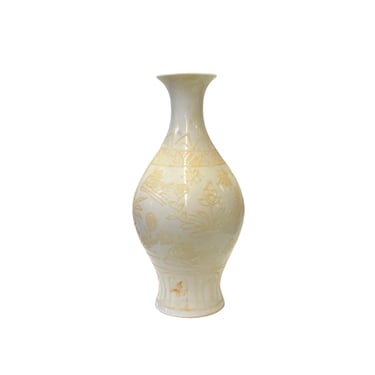 Small Chinese Off White Porcelain Dimensional Flower Bird Pattern Vase ws3258E 