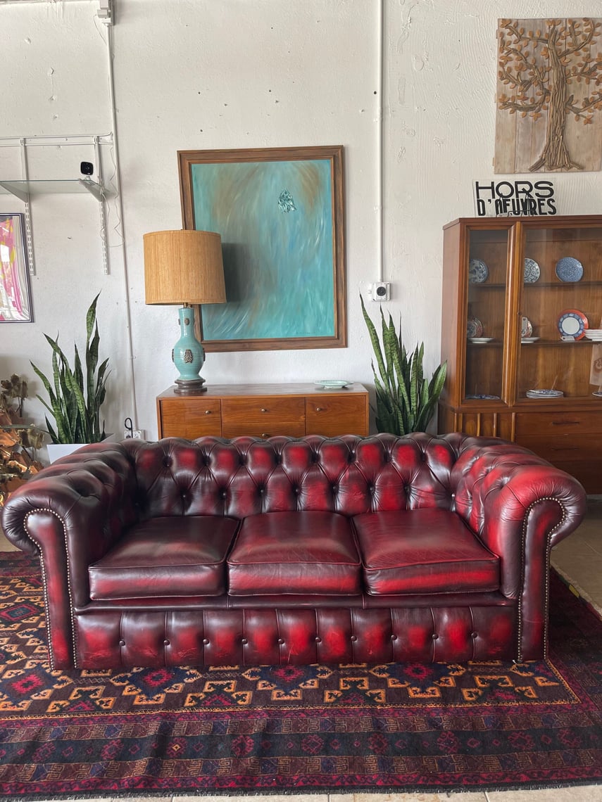 Vintage Tufted Oxblood Leather Chesterfield Sofa Urban Goods San