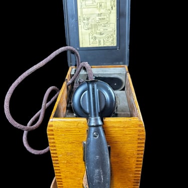 Ama-Western Electric Company Field Phone 1917 WWI