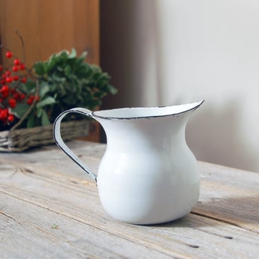 White enamel pitcher / vintage enamelware mini pitcher / enamelware creamer / cottage farmhouse decor / enamelware vase 