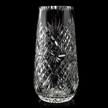 Crystal Vase With Intricate Starburst & Diamond Patterns 