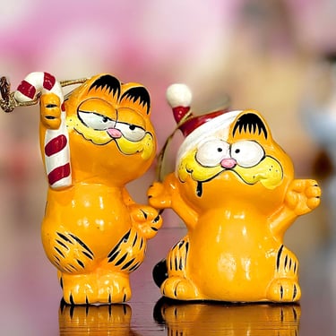 VINTAGE: 2pcs - 1981 Enesco Garfield The Cat Christmas Ornaments Ceramic Figurine Santa Hat Claus Candy Cane Retro Collectable 