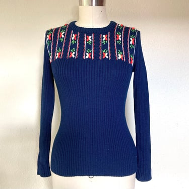 1970s Embroidered navy rib knit sweater 