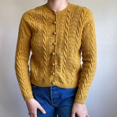 Vintage 1970s Mustard Yellow Hand Knit 100% Wool Cottagecore Cardigan Sz M 