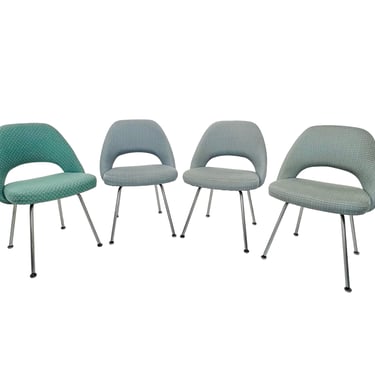 #1498 Set of 4 Saarinen Executive Chairs for Knoll