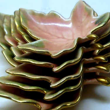 5 Maple Leaf Nesting dishes~ Thanksgiving small Stacking Dining room  Nut or Butter Pat Holders~ Vintage Retro 1960s Kitchen Decor~ 