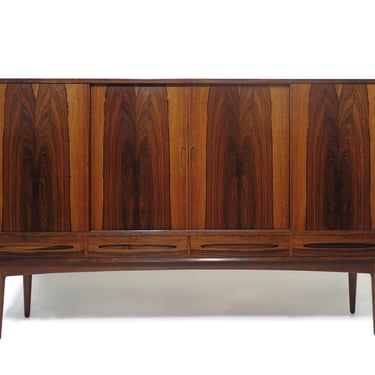Stunning Bruno Hansen Mid-century Danish Rosewood Sideboard