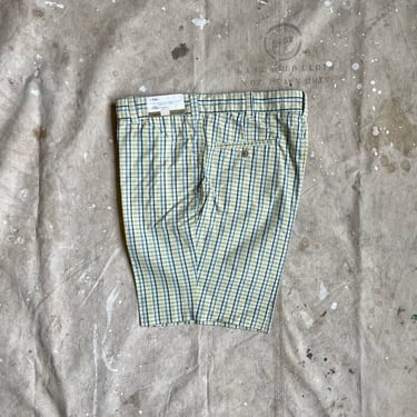 Size 38 Vintage 1970s NOS Campus Light Green Tattersall Shorts 2216 