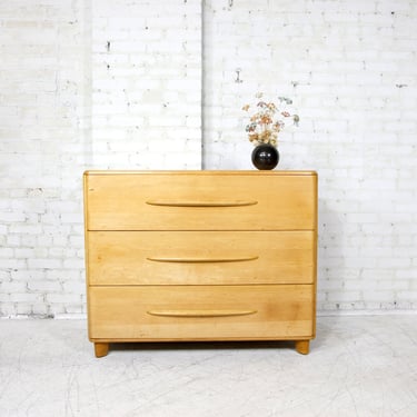 Vintage MCM 3 drawer solid maple Heywood Wakefield Encore dresser, circa 1950s | Free delivery only in NYC and Hudson Valley areas 