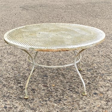 Vintage Mid Century Modern 30&quot; Round Wrought Iron Outdoor Patio Coffee Table