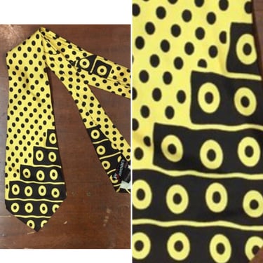 Vintage 1950s Brown and Yellow Polka Dot Print Rockabilly Swing Tie, 1940s Tie, 1950s Tie, Vintage Shirt, Vintage Tie, Vintage Clothing 