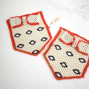 1930s NOS Czech Beaded Pocket Appliques with Bows 