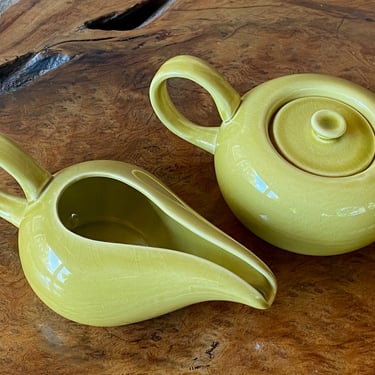 Russel Wright American Modern Chartreuse Green Creamer and Sugar 