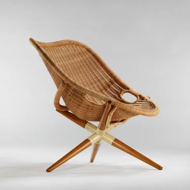Joseph-André Motte Tripod Chair