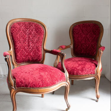 turn of the century french louis xv walnut armchair
