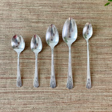 Vintage Wm A Rogers Sectional Oneida Ltd. - Lido Pattern - Silverplate Spoons - Ice Tea Spoons - Replacement Flatware - Rogers Silverware 