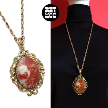 Pretty & Unique Vintage 70s Brick-Colored Marbled Cameo Pendant Necklace by Monet 