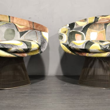 Pair of 1960s Bronze Warren Platner Lounge Chairs, New Upholstery