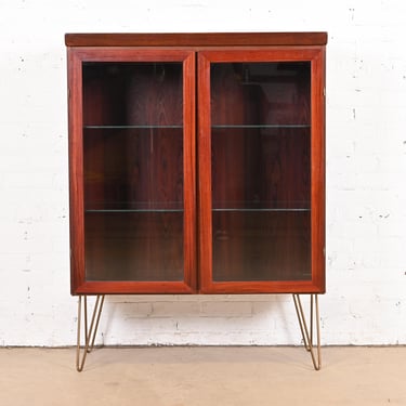 Skovby Danish Modern Rosewood Lighted Bookcase Cabinet, Circa 1970s