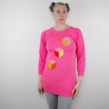 Vintage 80s Hanes Her Way Sweatshirt, Long Length, 3/4 Sleeve, Vibrant Deep Pink, Cube Illusion Quilted Patches - Small 