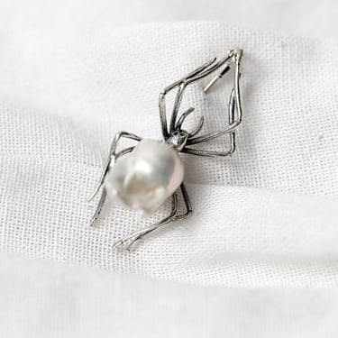 Sterling Silver and Biwa Pearl Orb Weaver Brooch