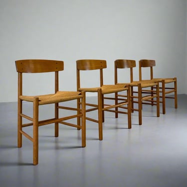 Børge Mogensen J39 Set of 4 Dining Chairs - #A1526 - Made by Fredericia Furniture