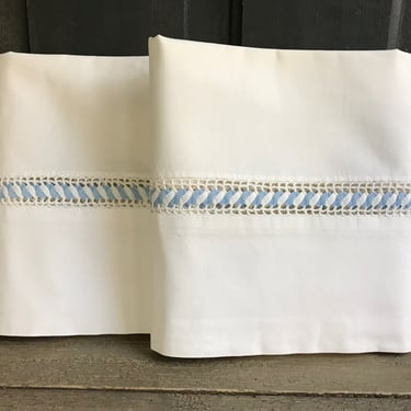 1940s Linen Pillow Case Set, Blue Ribbon Lace, Open Work, Standard Size Case, Set of 2, IW 