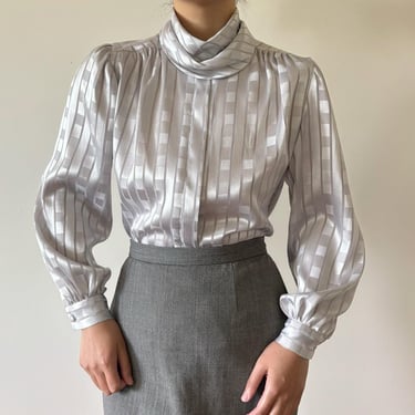 vintage blouse silky silver pleated turtle neck satin charmeuse metallic secretary blouse 80s 90s retro vintage style minimalist size S/PM 