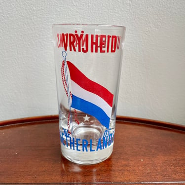 Vintage United Nations Victory Drinking Glass, The Netherlands Vryjheid Flag Pattern, MCM Barware 
