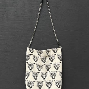 Cheetah Canvas Chain Bag