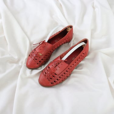 woven leather oxfords - 8/8.5 - vintage 90s red womens lace flats size nine shoes 