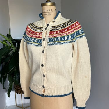 Fantastic MCM Husfliden Norwegian Hand Knit Cardigan Blouson Sleeves Vintage 36 Bust Vintage 