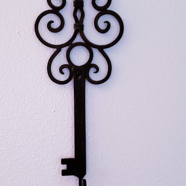 Black metal scroll Wall Hook Skeketon Key Coat hook Gothic Home Decor Hat Rack 