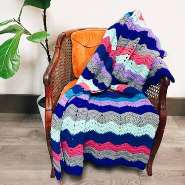Vintage Handmade Zig Zag Chevron Blanket w Triangle Ends 68" x 58" | Knit, Crochet, Afghan, 1970s, Retro, Funky, Comfy, Valentines 
