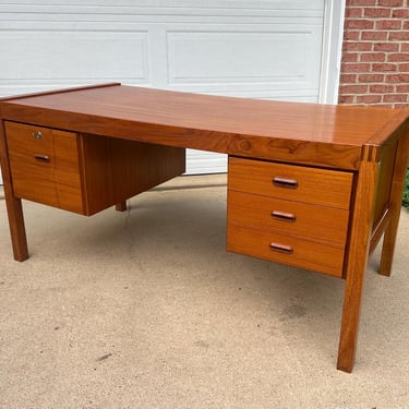 Mid Century Danish Teak Desk by Bent Silberg Mobler - 4 Drawer MCM Design - Free Shipping 