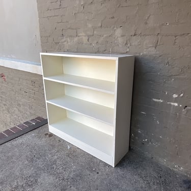 White Enamel Painted Bookcase