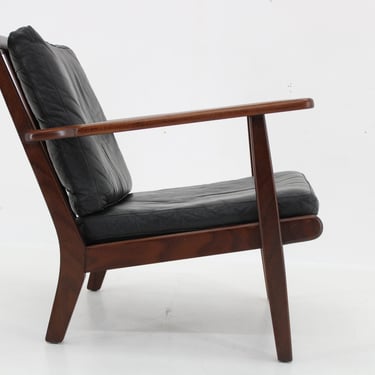 1960s Aage Petersen Danish Armchair for Getama 