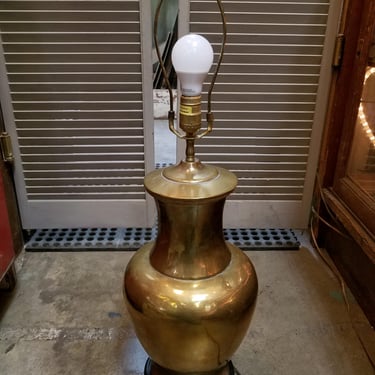 1972 Chapman Brass Table Lamp H31.5 x D9.5