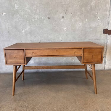 Concord Desk Acacia Wood