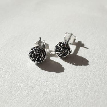 Zoe Oxidized Ball Stud Earrings