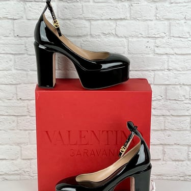 Valentino Garavani  Platform Pumps In Patent Leather, Size 40, Black